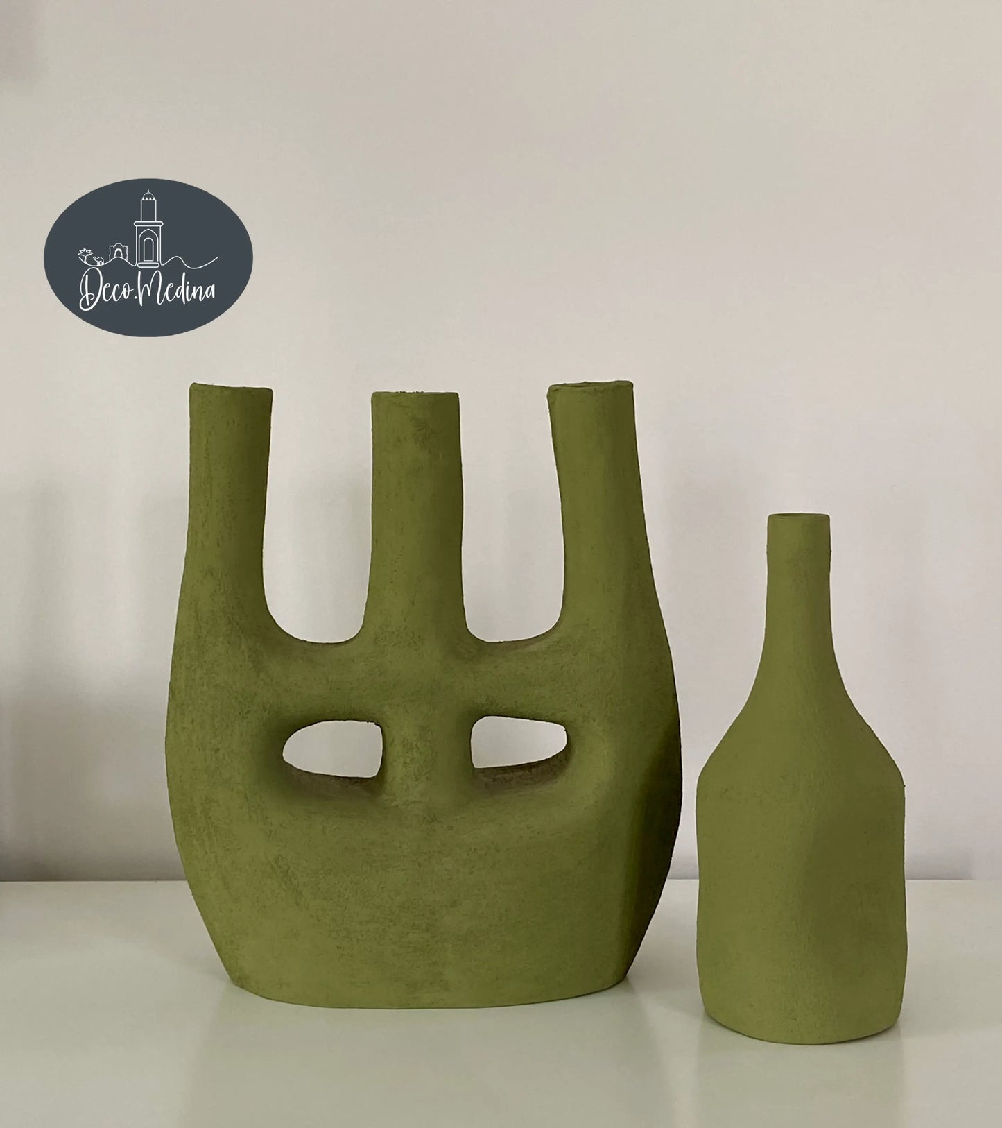 Vase décoratif à trois branches vert