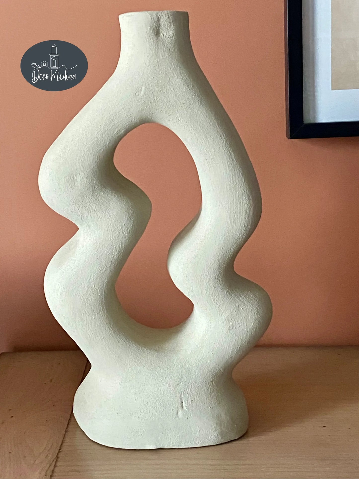 Vase décoratif brut abstrait
