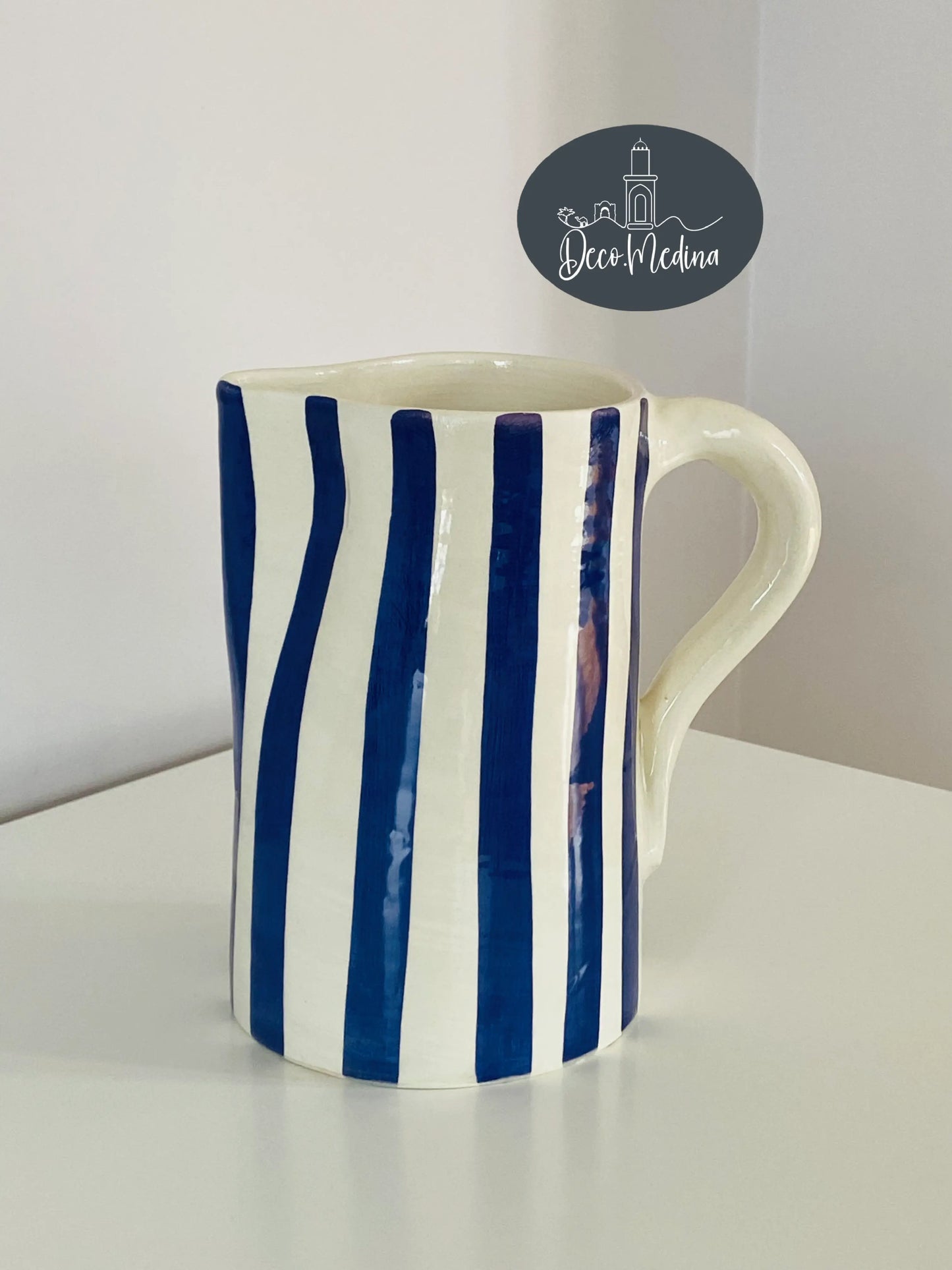 Carafe rayée Noire en céramique