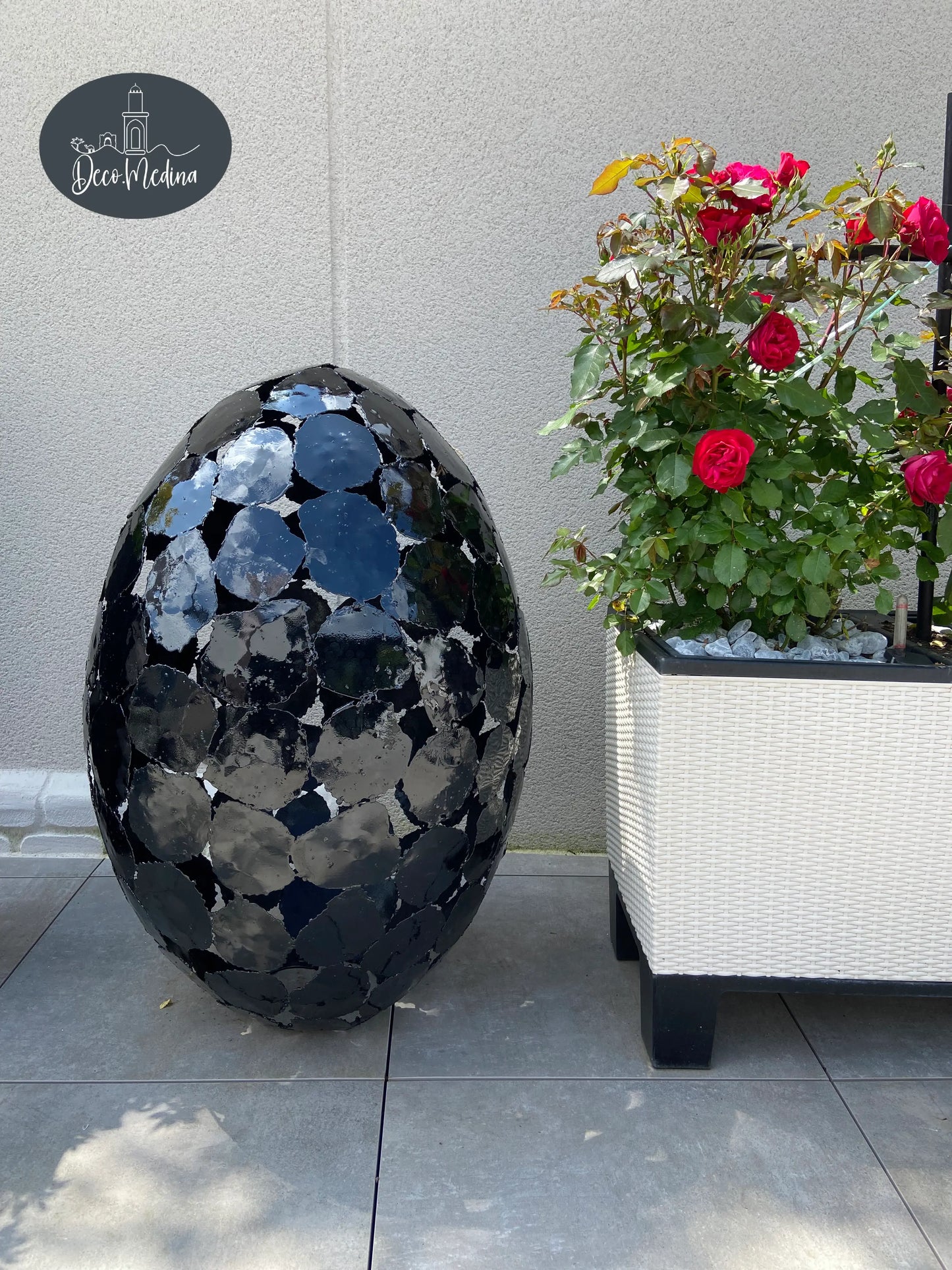 Sculpture œuf en métal recyclé/Noir Mat